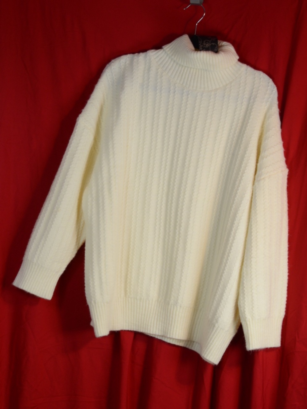 TurtleNeck Ivory Sweater SZ XL NWT